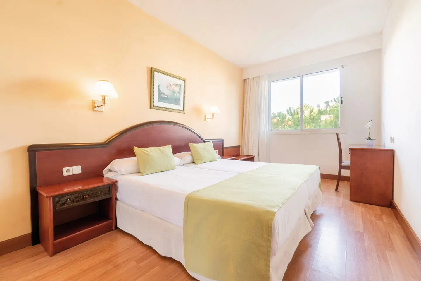 Tropicana ROOM_EXAMPLE