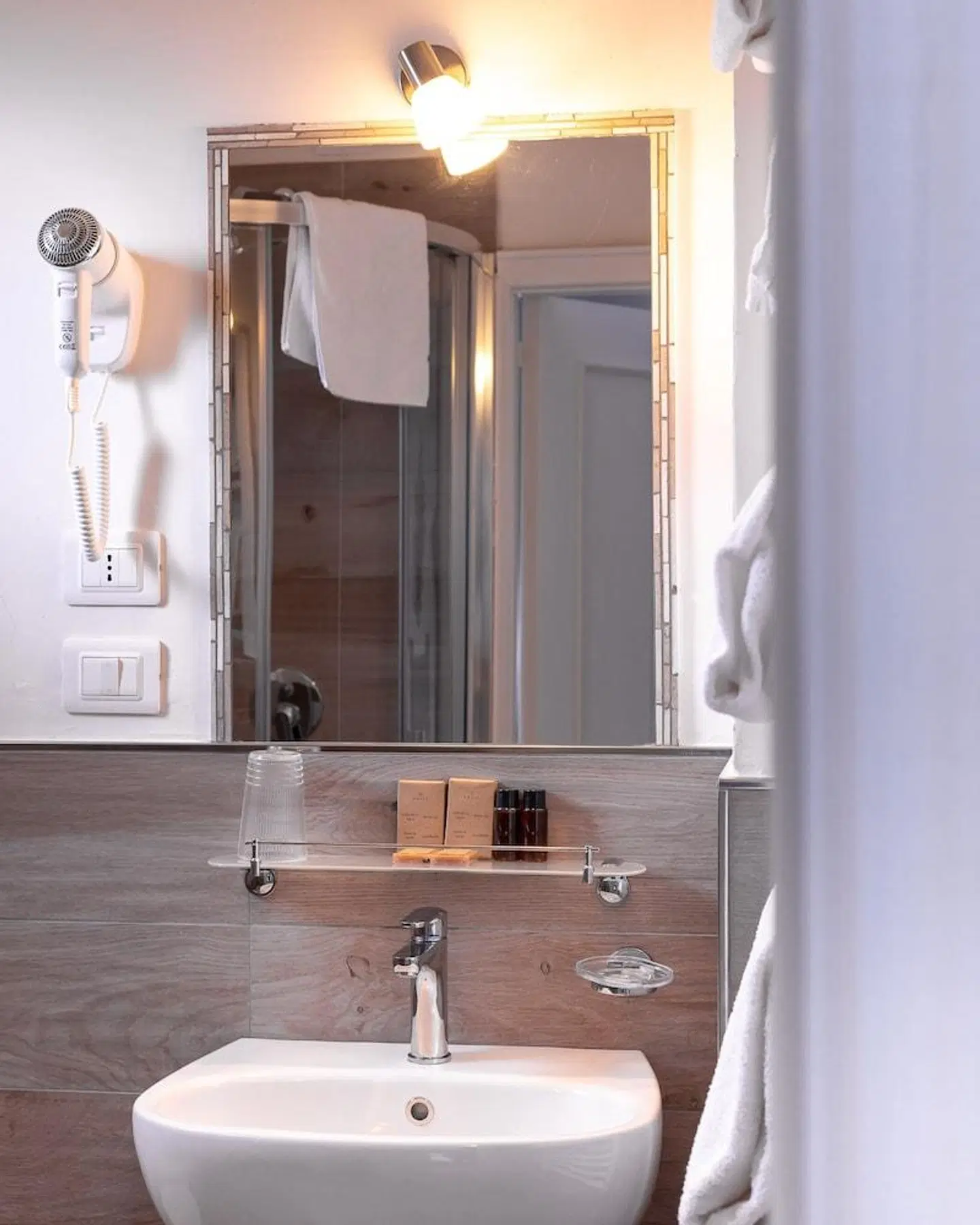 Hotel Villa Bonelli Badezimmer