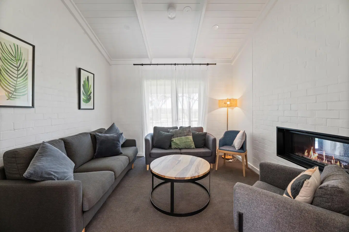 Balgownie Estate Winery - Bendigo House LOUNGE_LOBBY