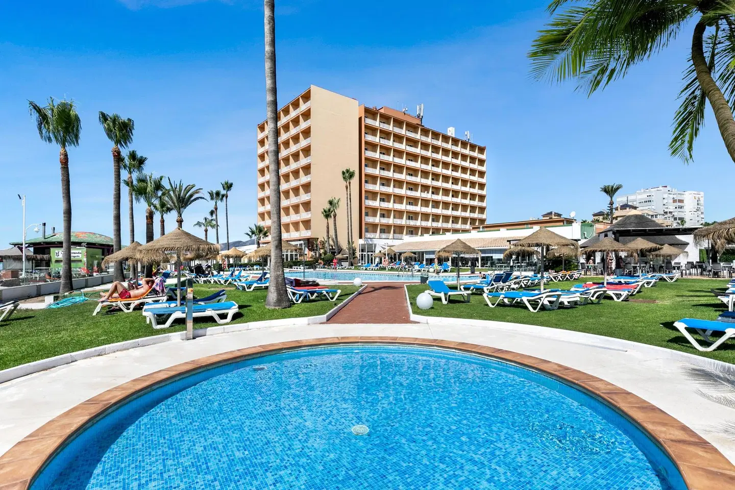 SOL Málaga Guadalmar OUTDOOR_POOL
