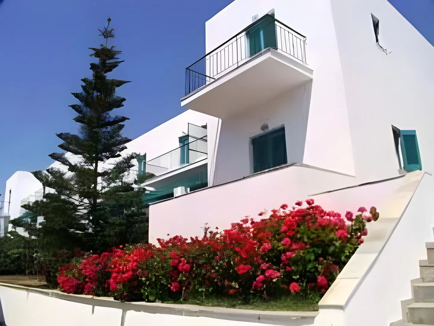 Ostria Hotel & Apartments EXTERIOR
