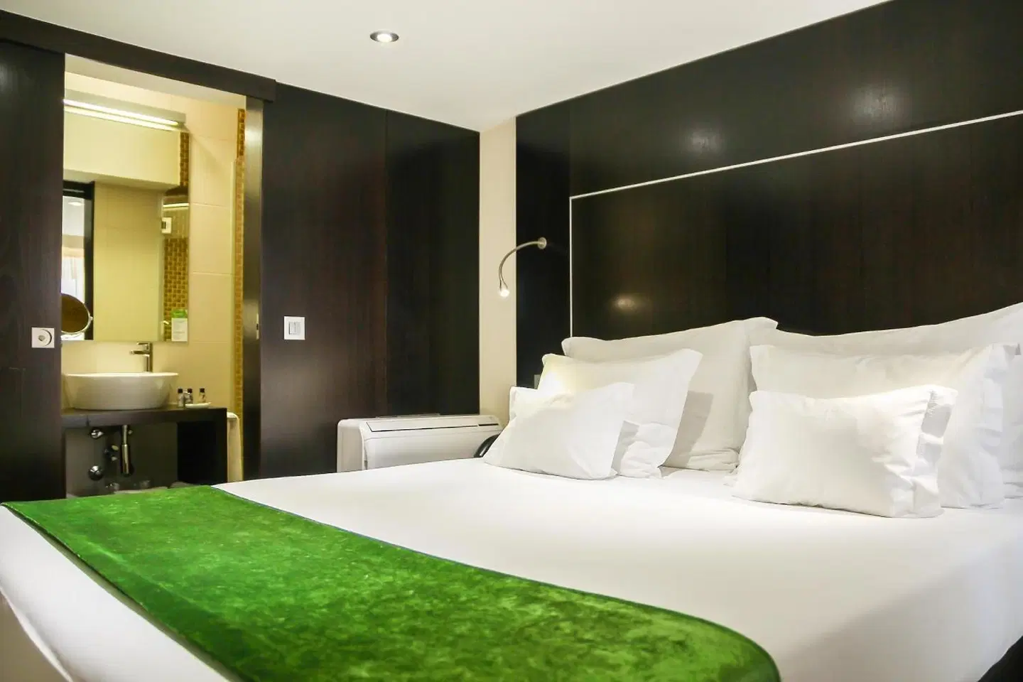 behotelisboa ROOM_EXAMPLE