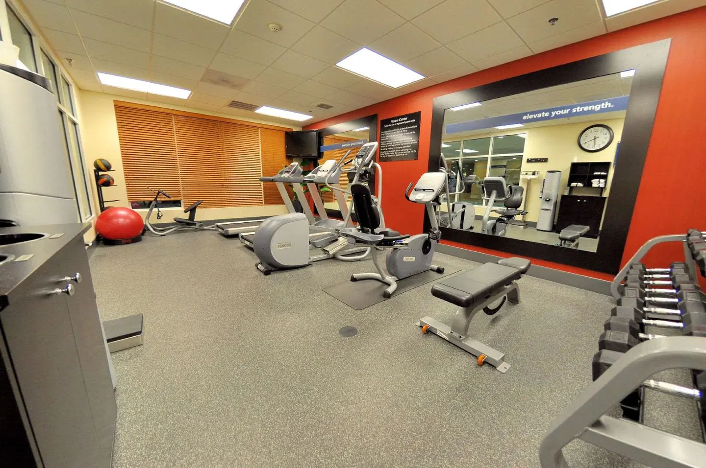 Hampton Inn Richmond - Airport SPORTS_AND_LEISURE