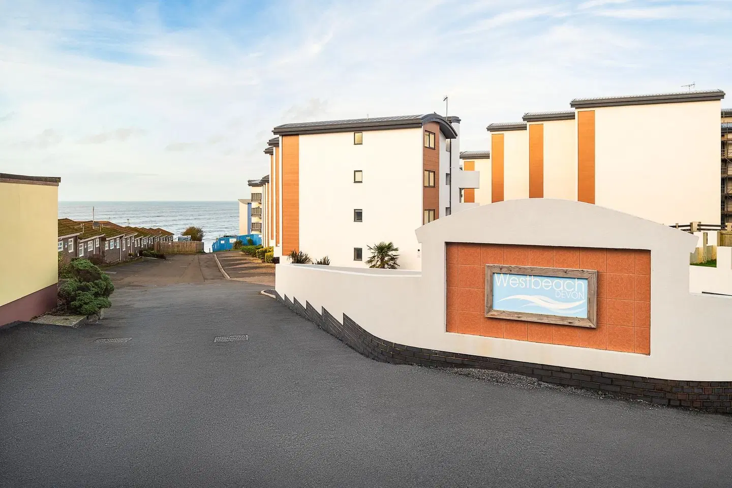 Westbeach Resort EXTERIOR
