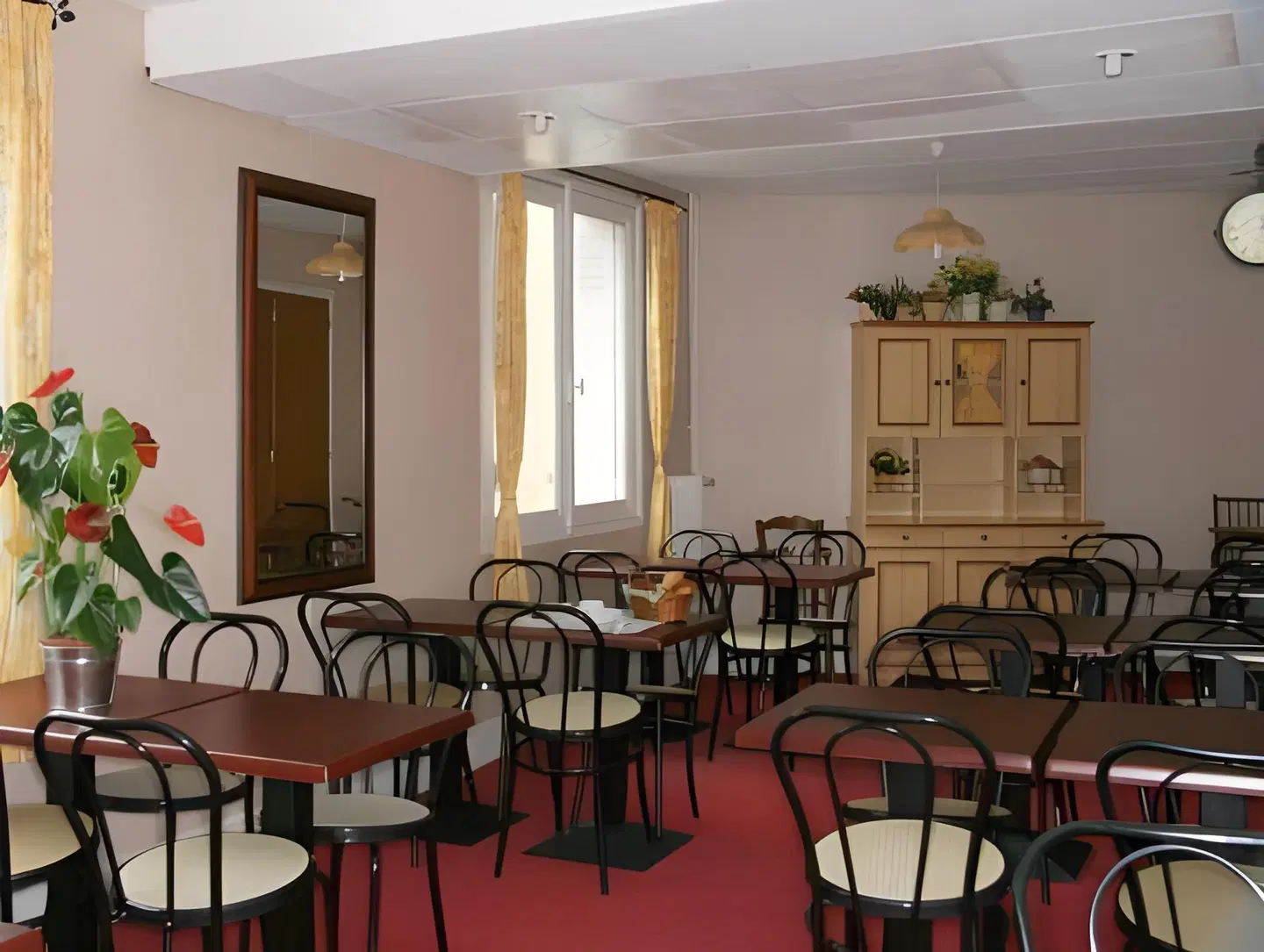 Brit Hotel Terminus Restaurant