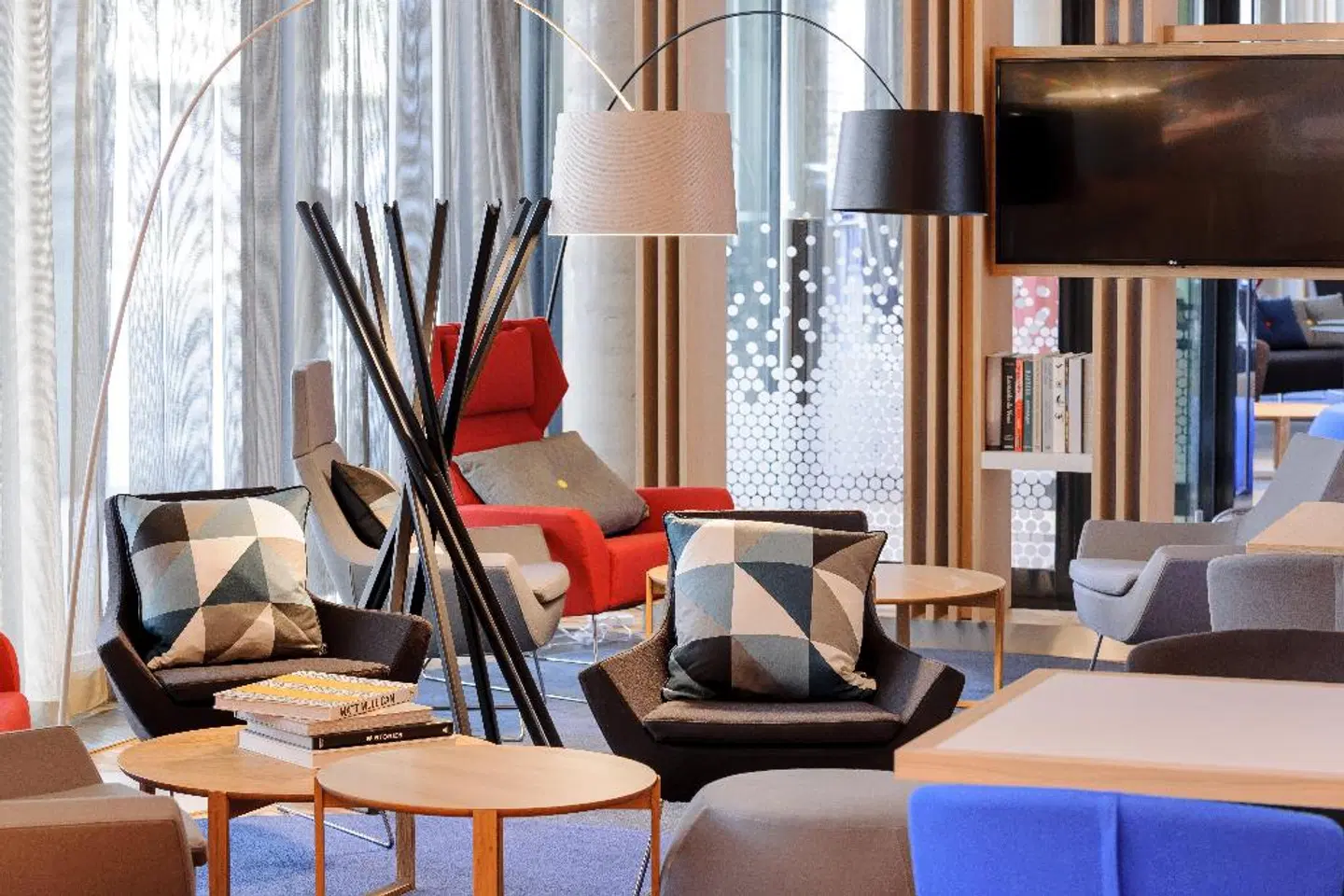 Holiday Inn Express Berlin - Alexanderplatz LOUNGE_LOBBY