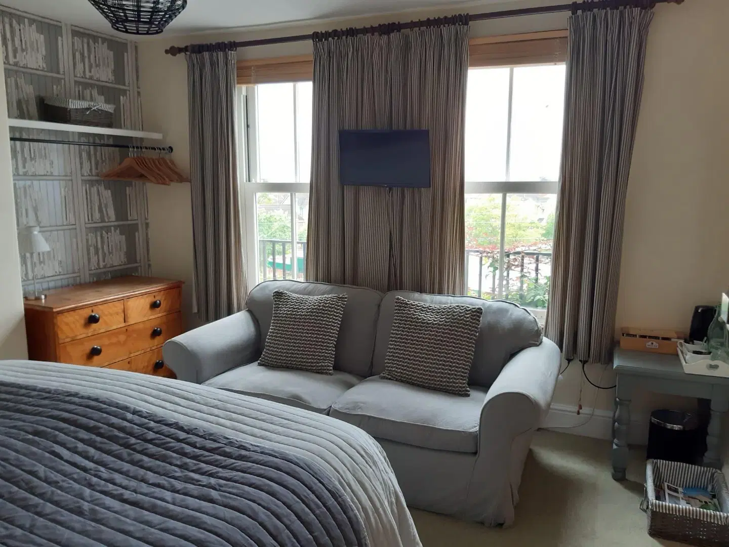 The Glastonbury Town House ROOM_EXAMPLE