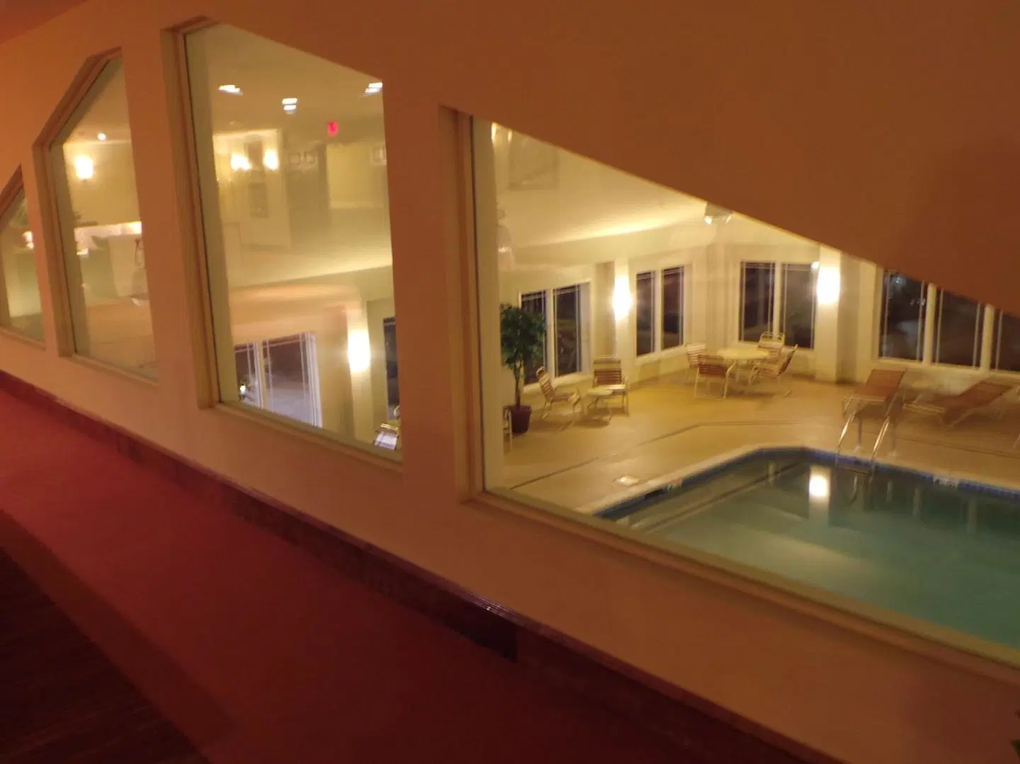 Berkshire Mountain Lodge LOUNGE_LOBBY