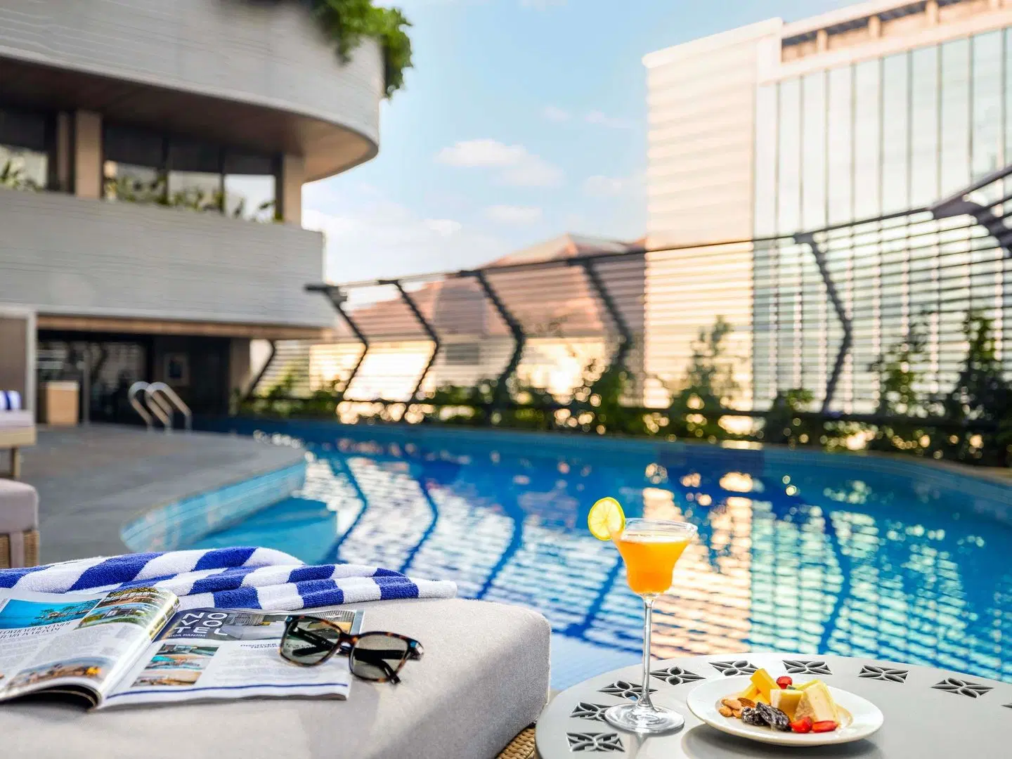 Novotel Goa Panjim OUTDOOR_POOL