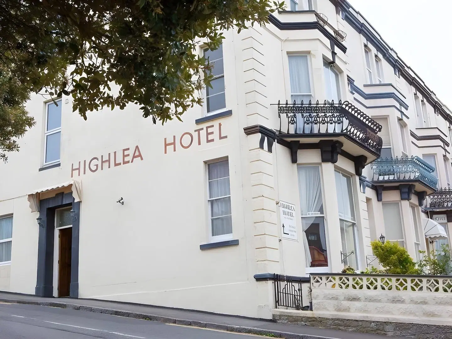 Highlea Guest House EXTERIOR