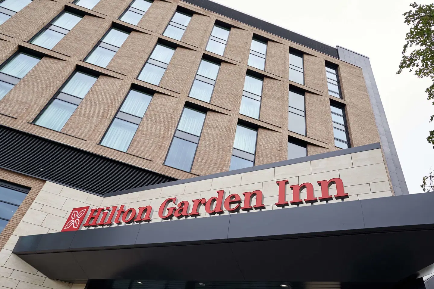 Hilton Garden Inn Doncaster Racecourse EXTERIOR