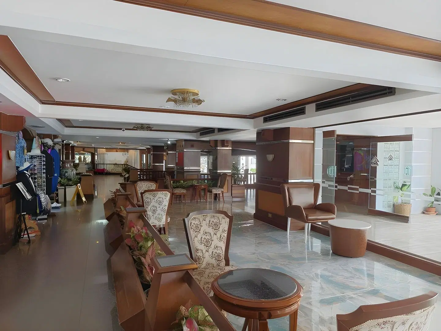 Caesar Palace LOUNGE_LOBBY