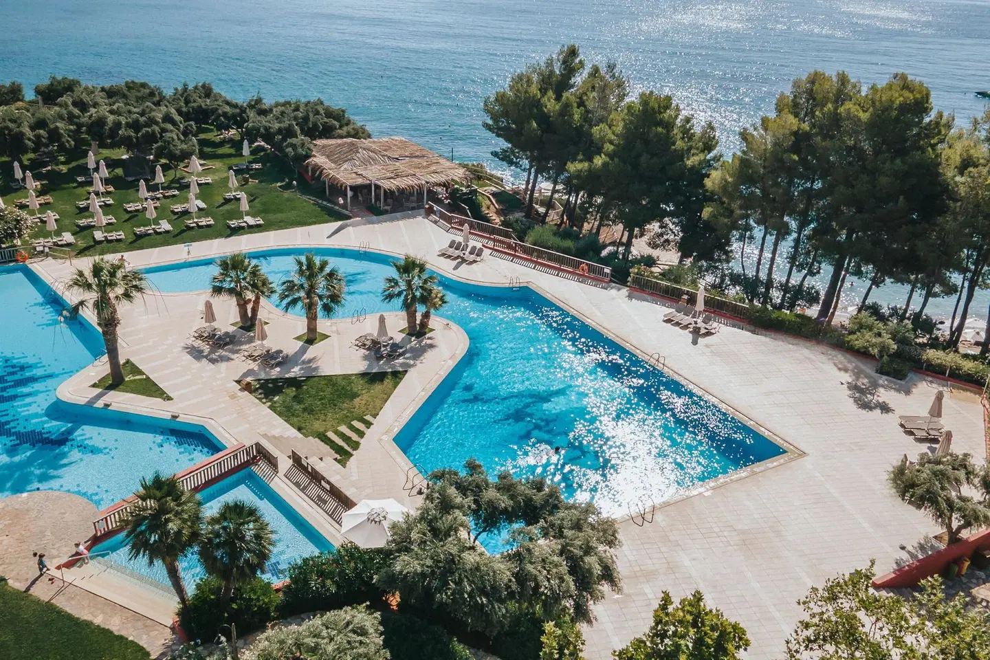 Candia Park Village OUTDOOR_POOL
