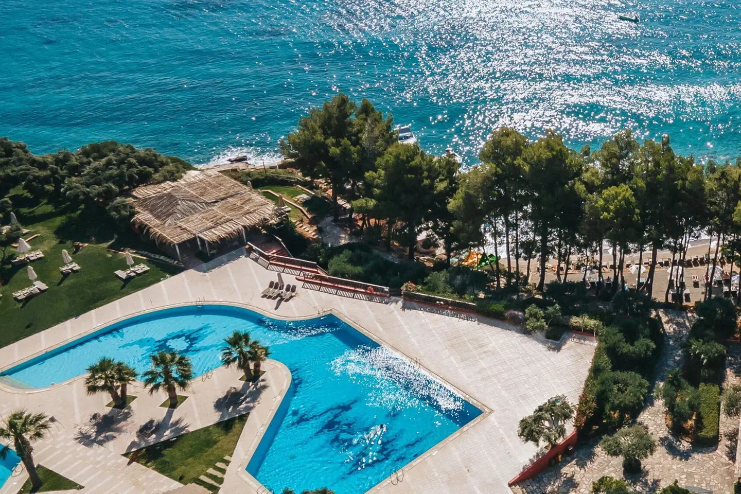 Candia Park Village OUTDOOR_POOL