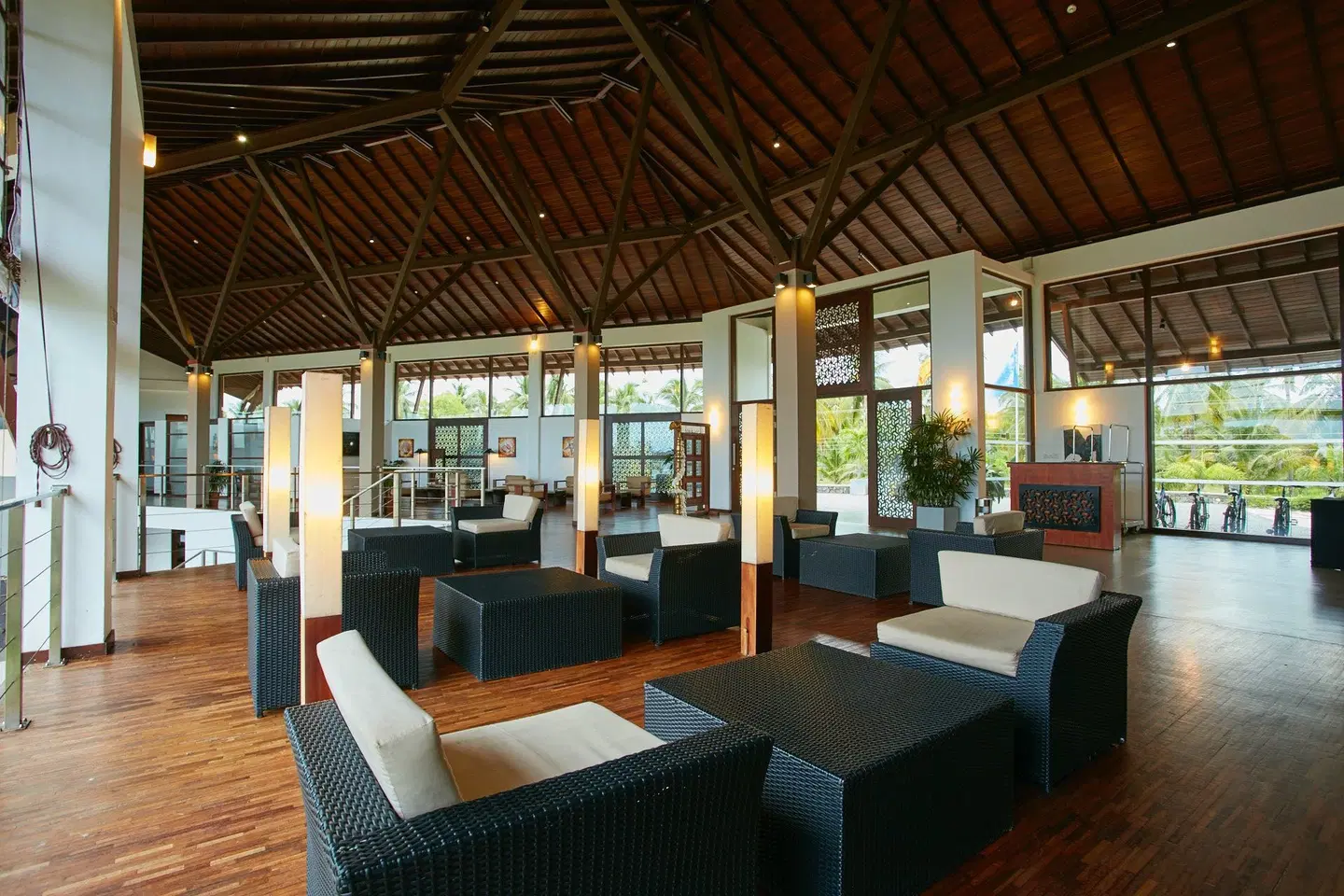 The Calm Resort & Spa LOUNGE_LOBBY