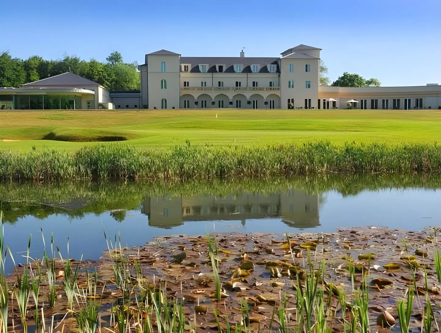 Bowood Spa & Golf Resort EXTERIOR
