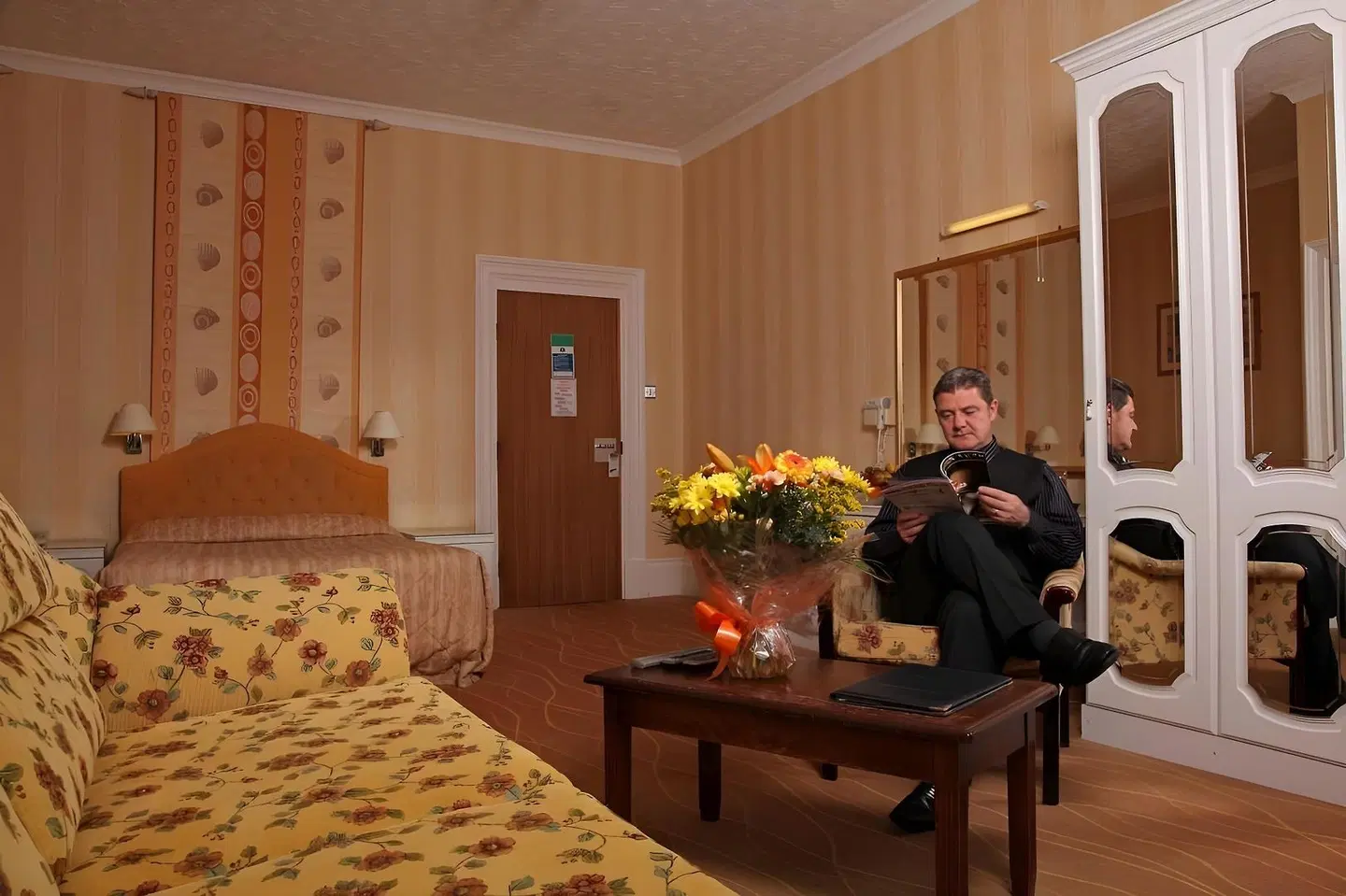 The Devoncourt ROOM_EXAMPLE