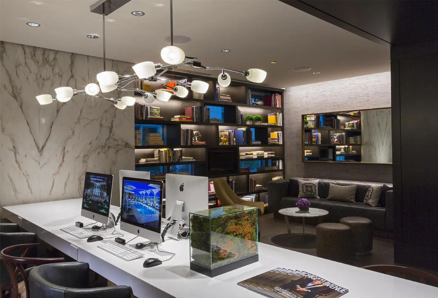 Hyatt Chicago Magnificent Mile Bar