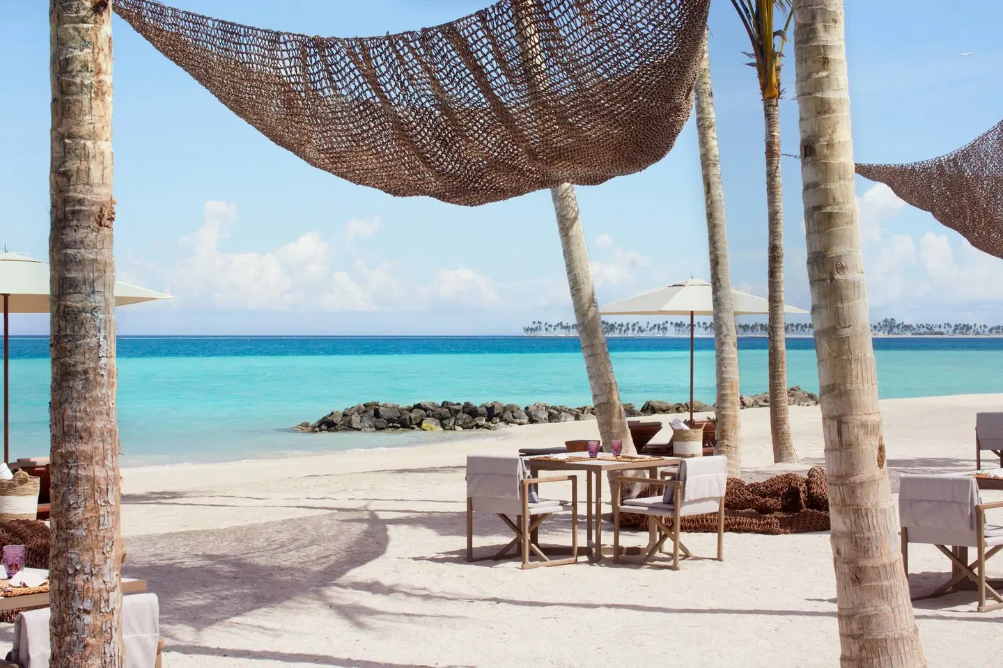 The Ritz-Carlton Maldives, Fari Islands BEACH