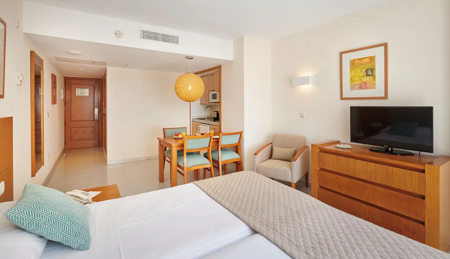 Hipotels Coma Gran ROOM_EXAMPLE