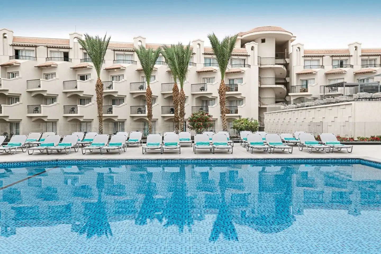 The V Luxury Resort Sahl Hasheesh OUTDOOR_POOL