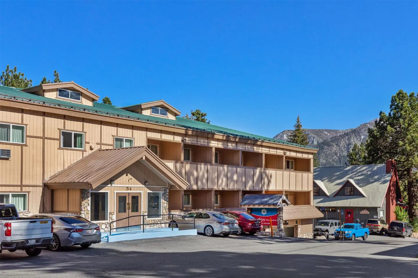 SureStay Plus Hotel by Best Western Mammoth Lakes EXTERIOR