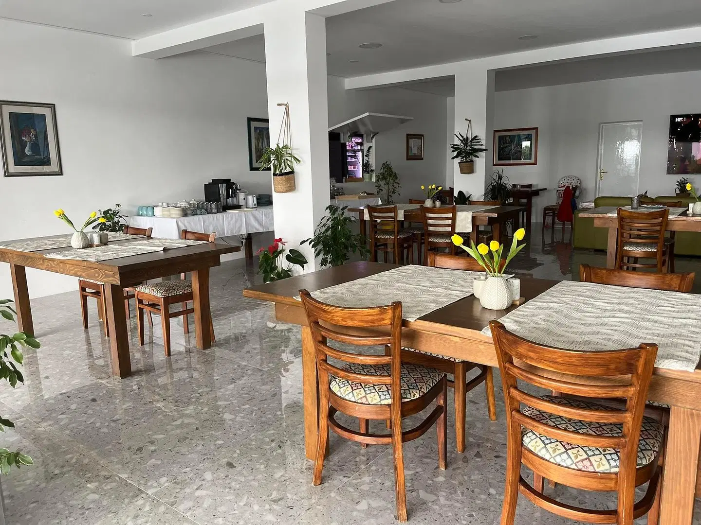 Pansion Dela Restaurant