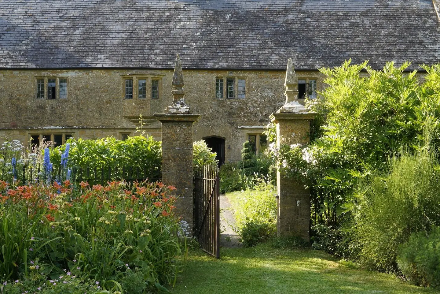 Lower Severalls Farmhouse EXTERIOR