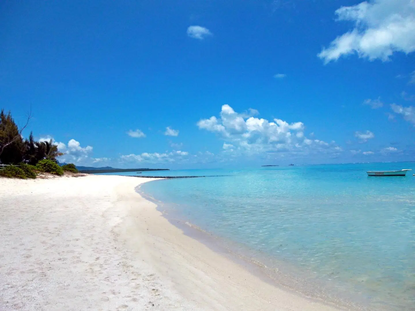 Astroea Beach BEACH