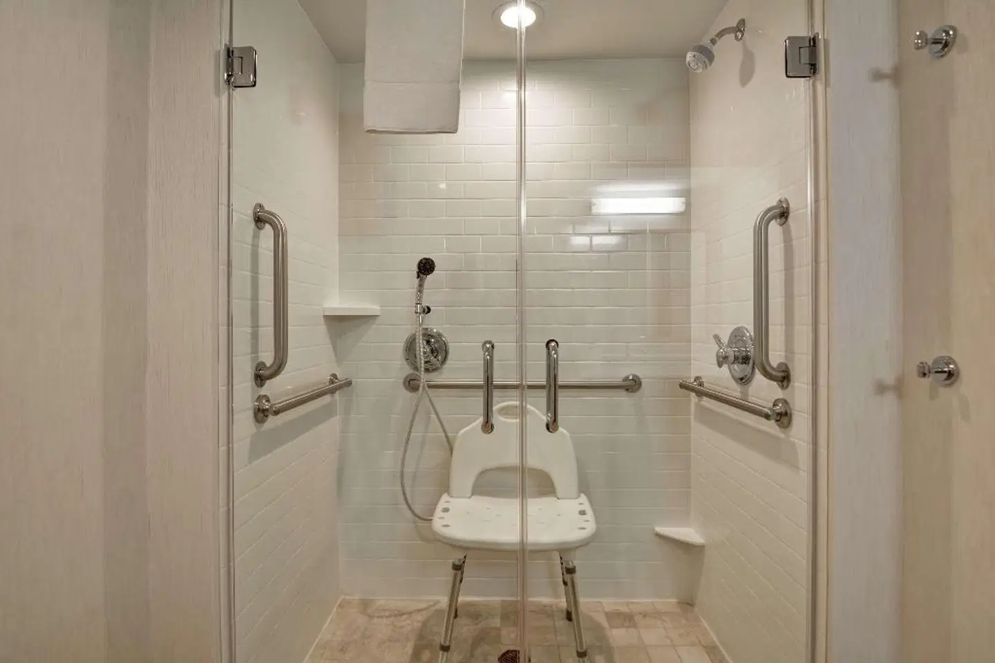 Hampton Inn Charleston North Badezimmer