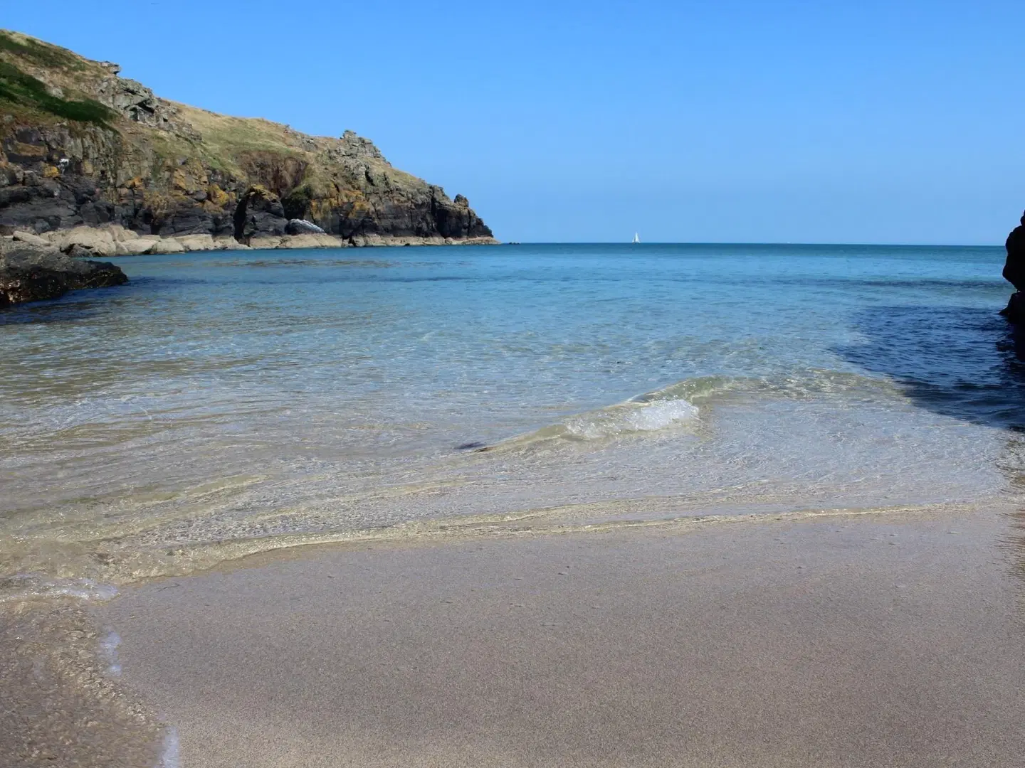 Housel Bay Strand