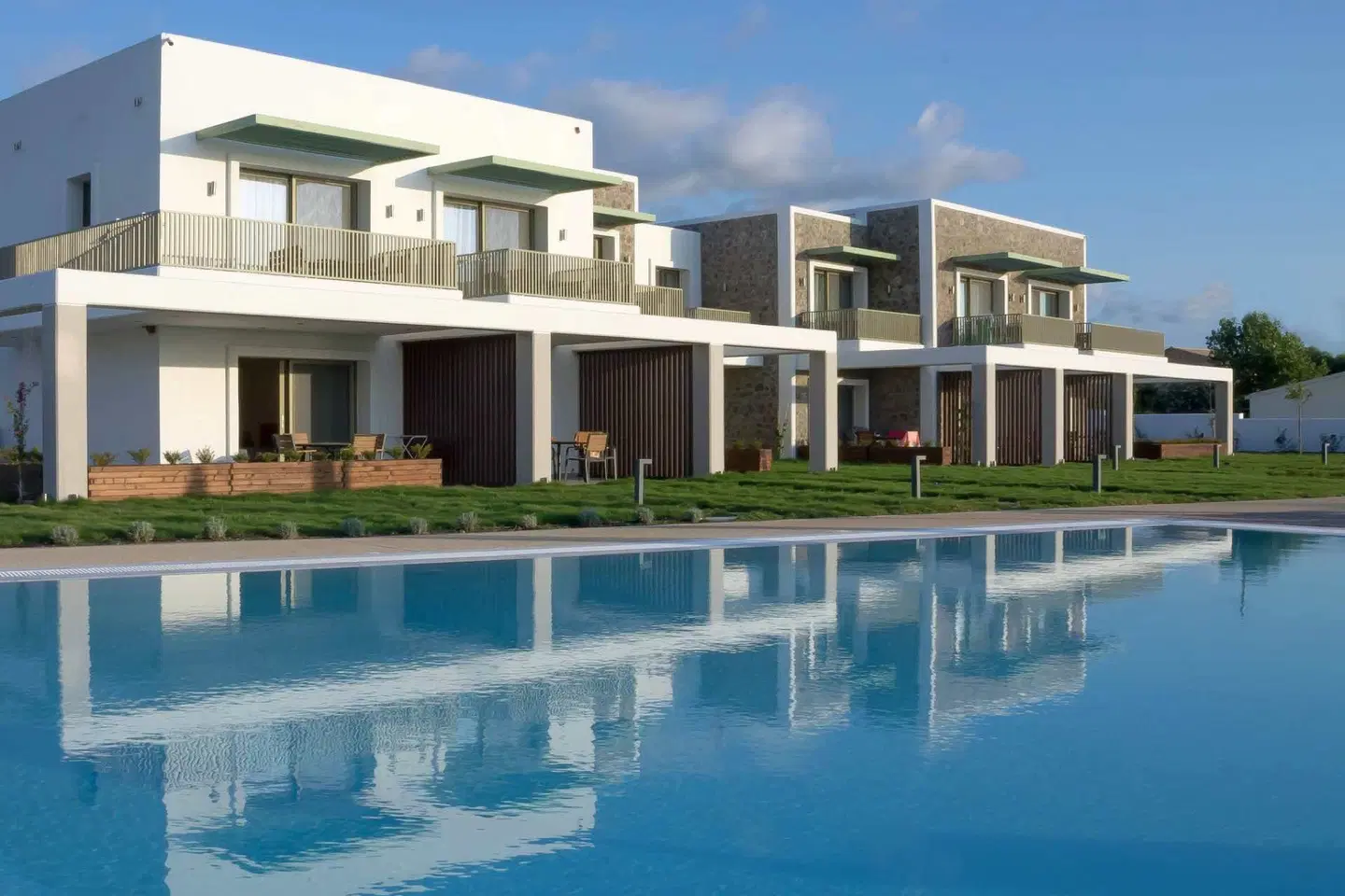 Kyma Suites OUTDOOR_POOL