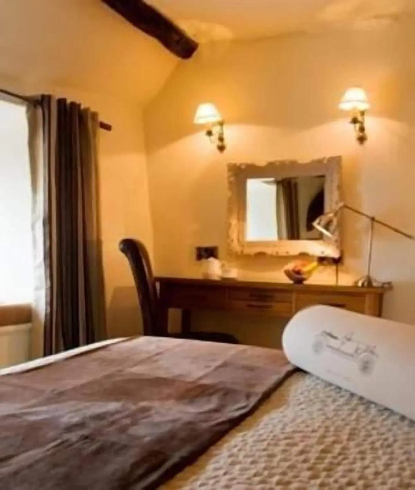 Rising Sun Hotel ROOM_EXAMPLE