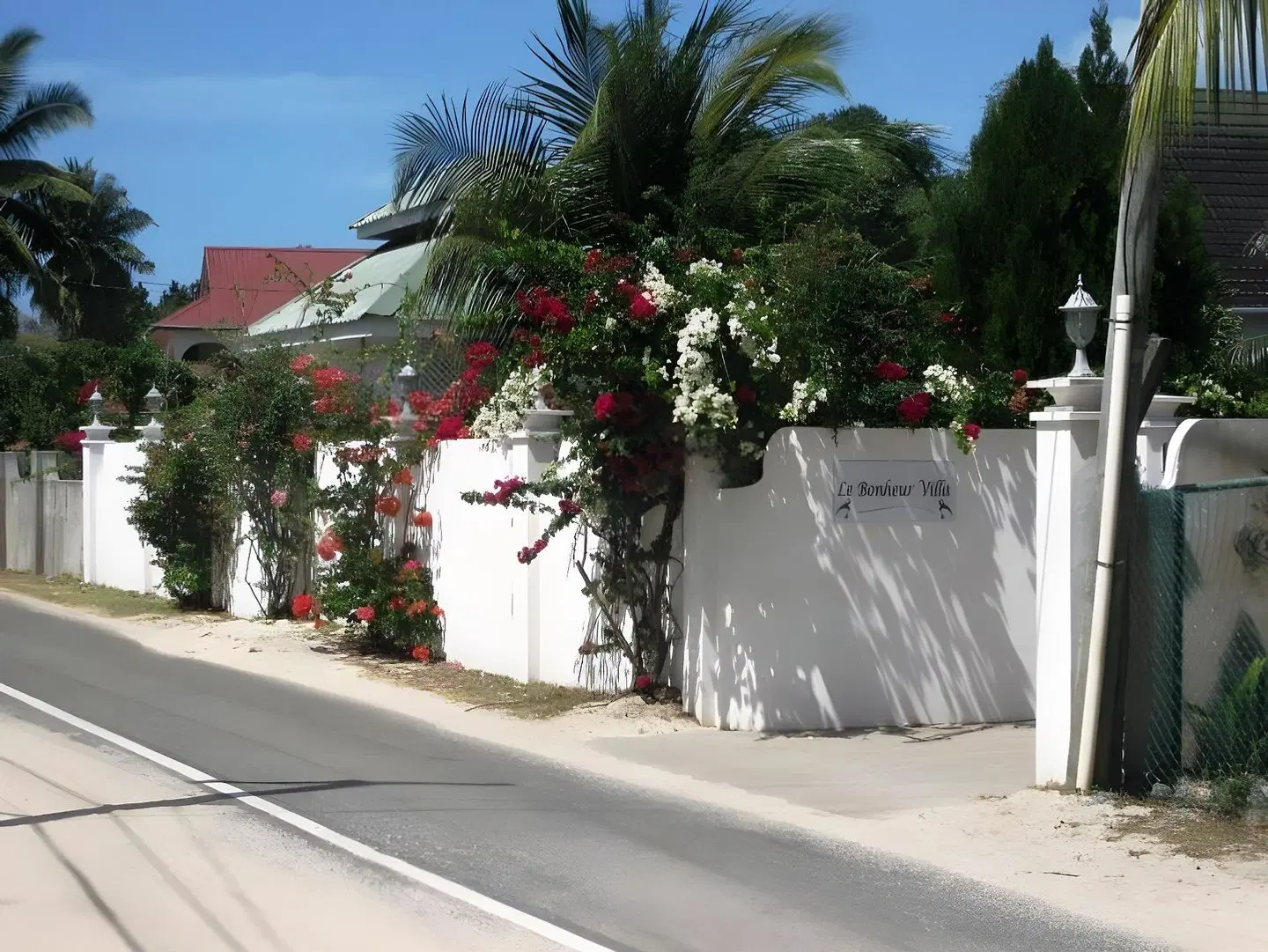 Le Bonheur Villa EXTERIOR