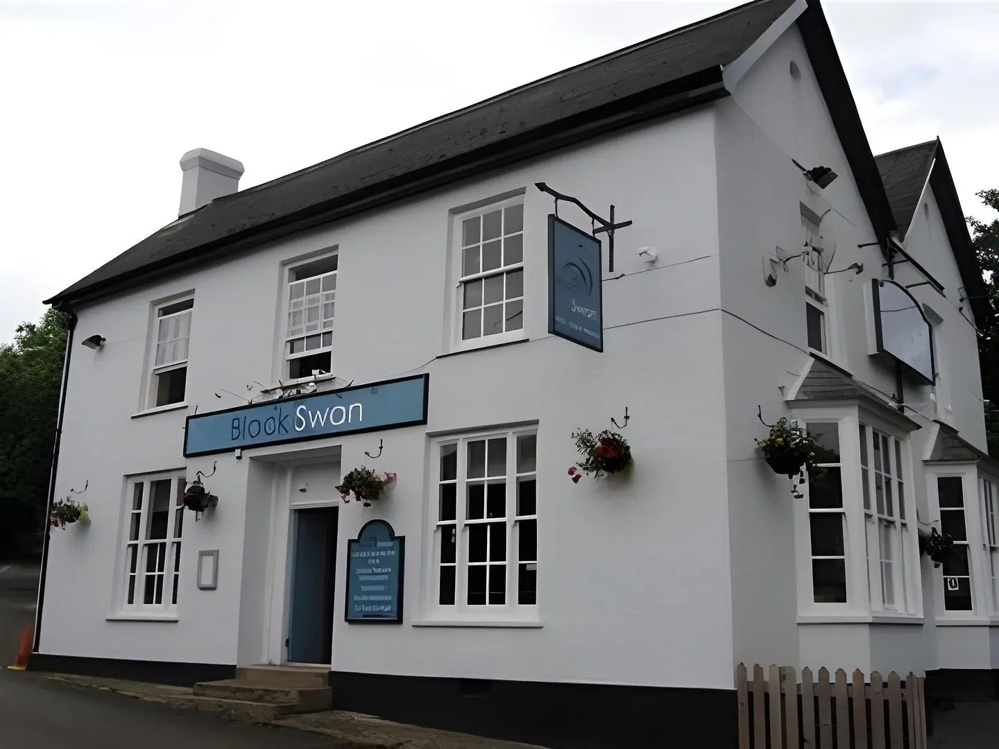The Black Swan EXTERIOR