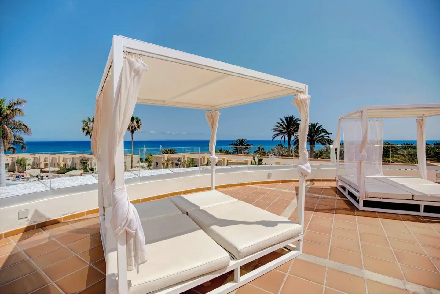 SBH Monica Beach Resort TERRACE