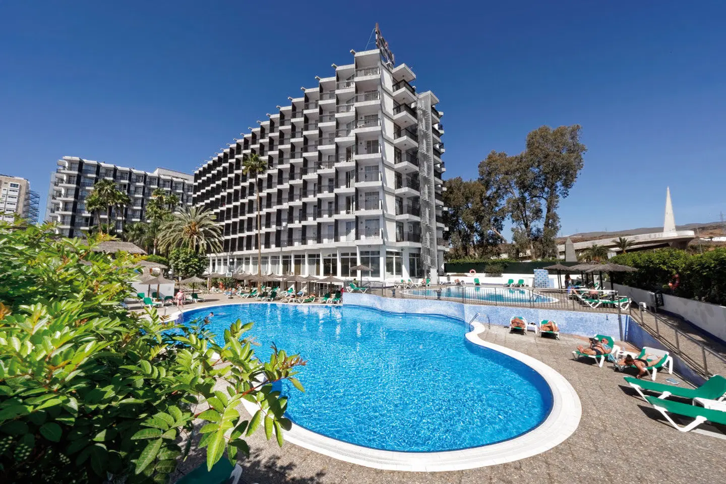 Relaxia Beverly Park OUTDOOR_POOL