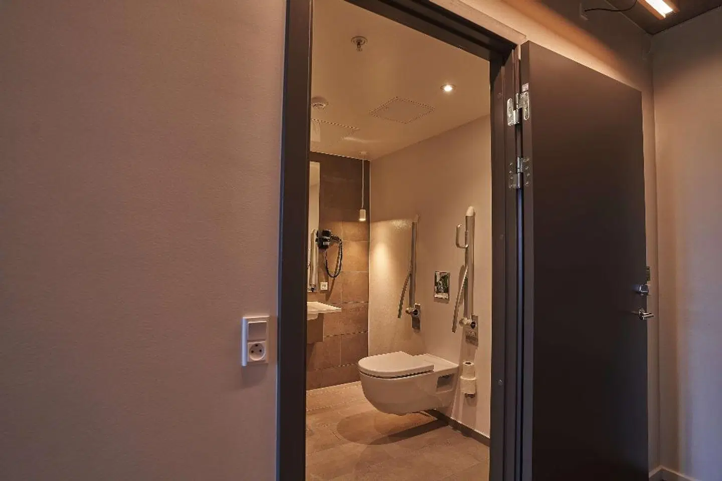 Zleep Hotel Lausanne-Chavannes Badezimmer