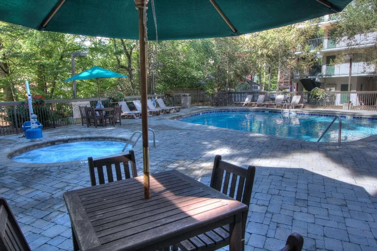 Hampton Inn Gatlinburg OUTDOOR_POOL