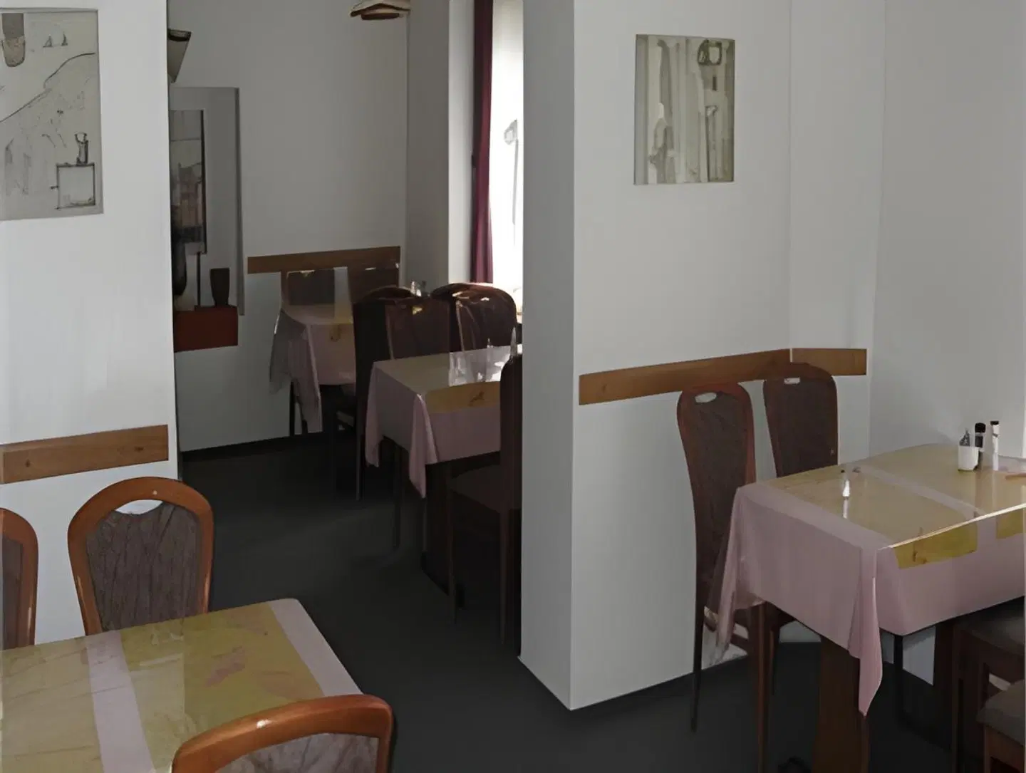 Isabel ROOM_EXAMPLE