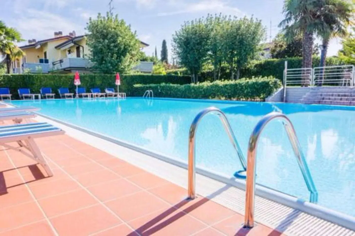 Porto Azzurro OUTDOOR_POOL