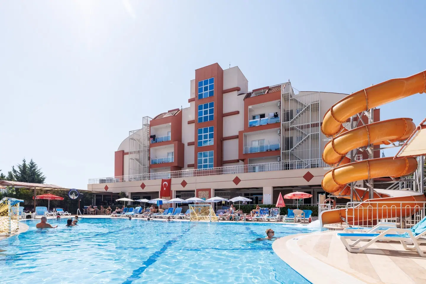 Side West Park Hotel OUTDOOR_POOL