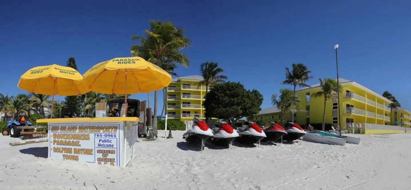 Sandpiper Gulf Resort BEACH