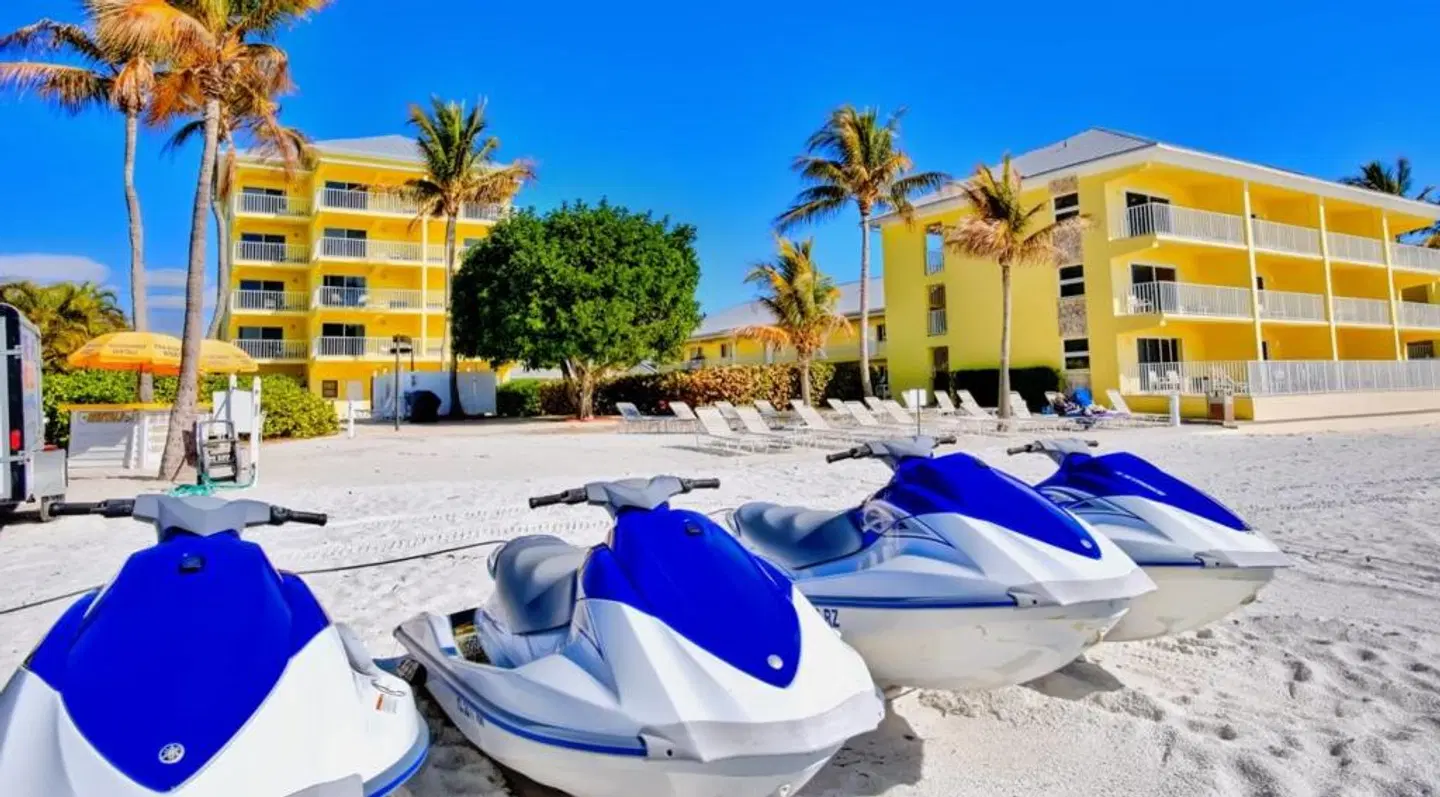 Sandpiper Gulf Resort BEACH