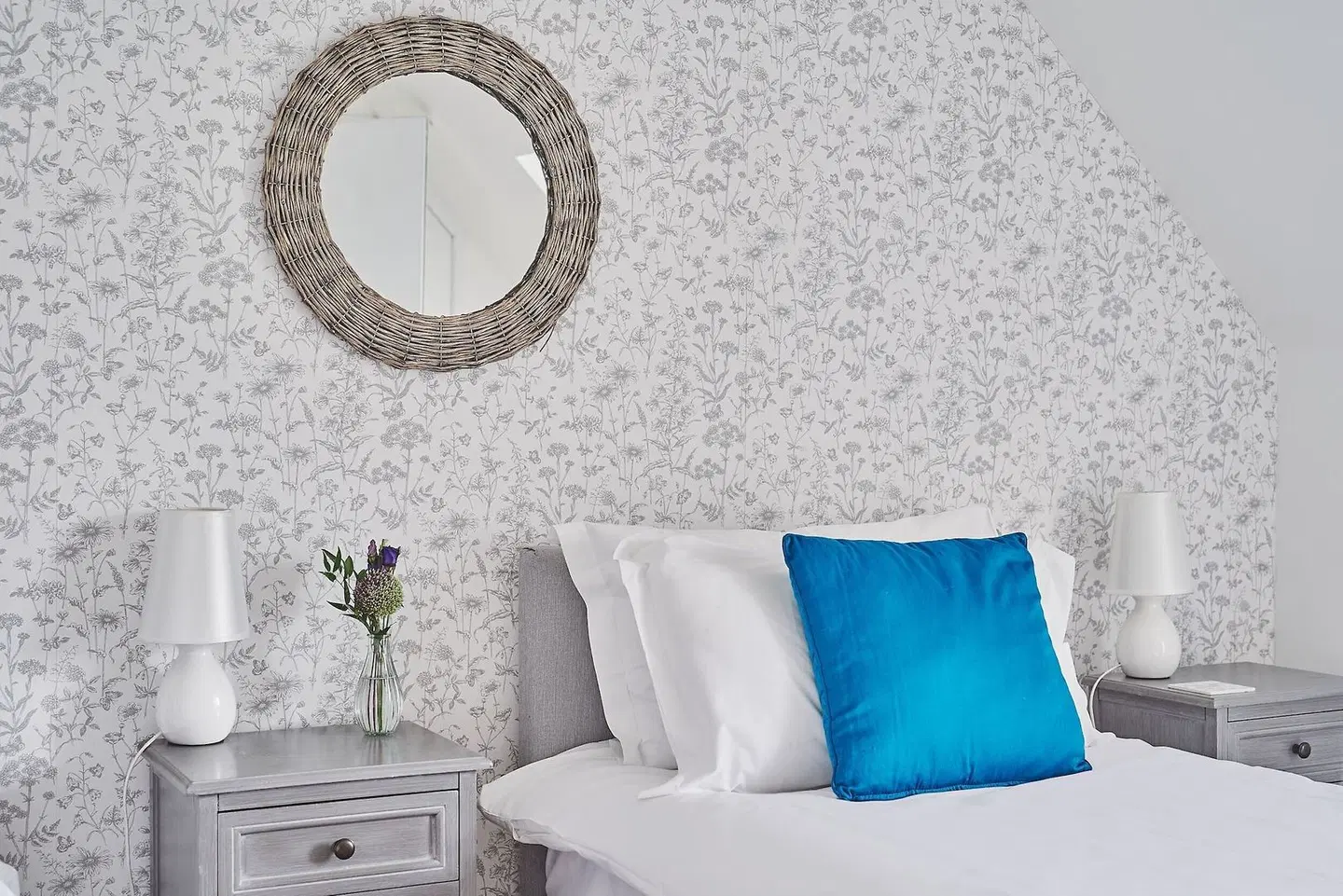 The Lansdowne ROOM_EXAMPLE