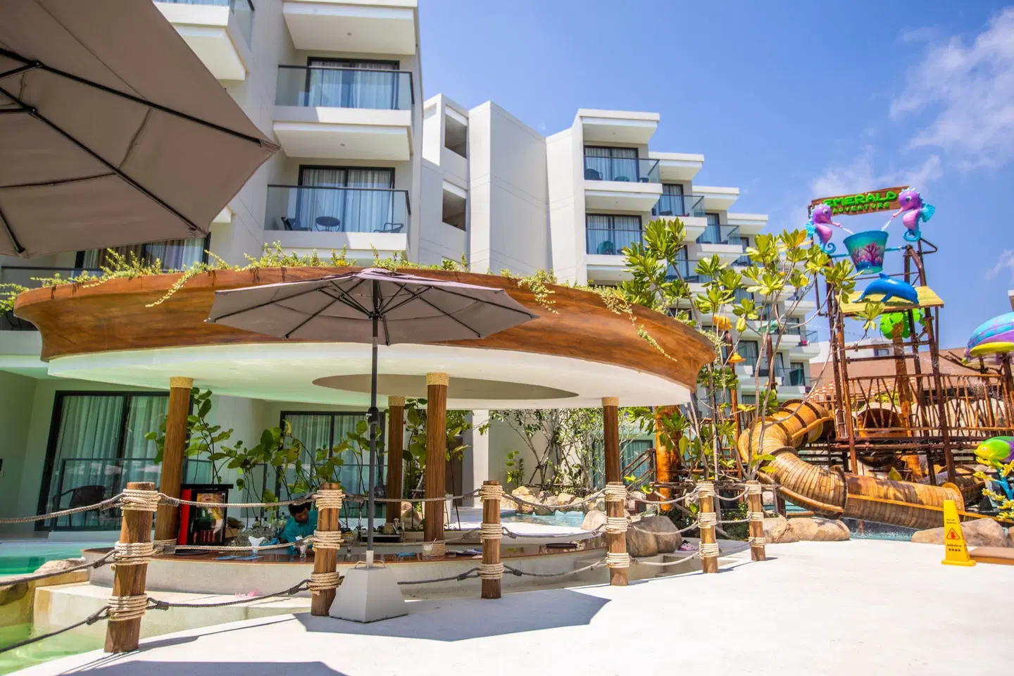 Phuket Emerald Beach Resort EXTERIOR