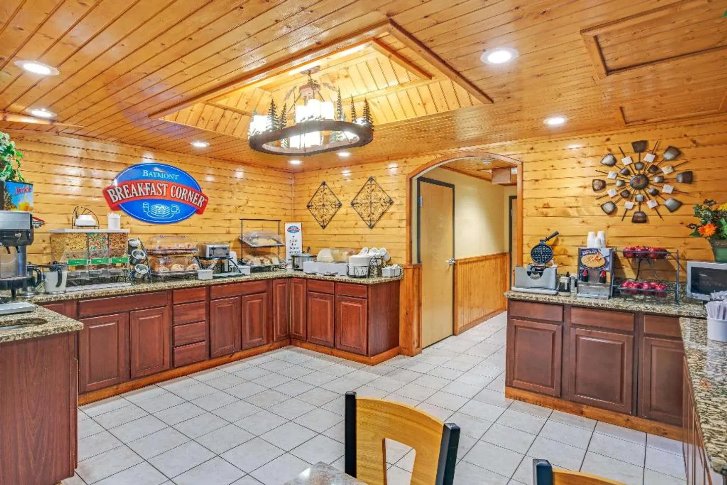 Baymont by Wyndham Gatlinburg On The River LOUNGE_LOBBY