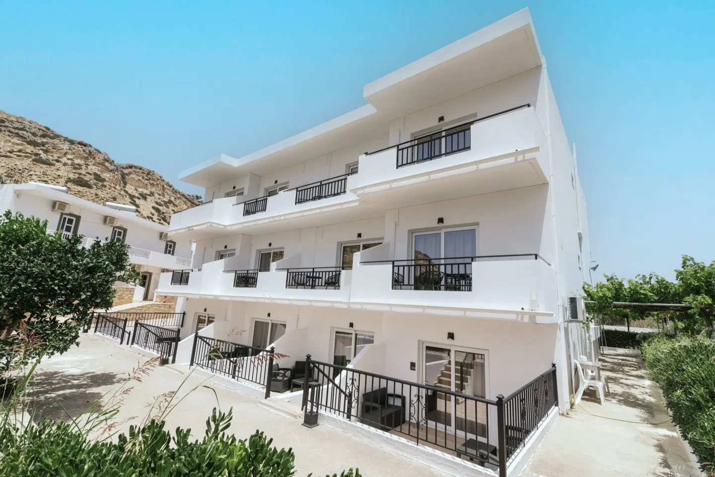 Elea Terra EXTERIOR