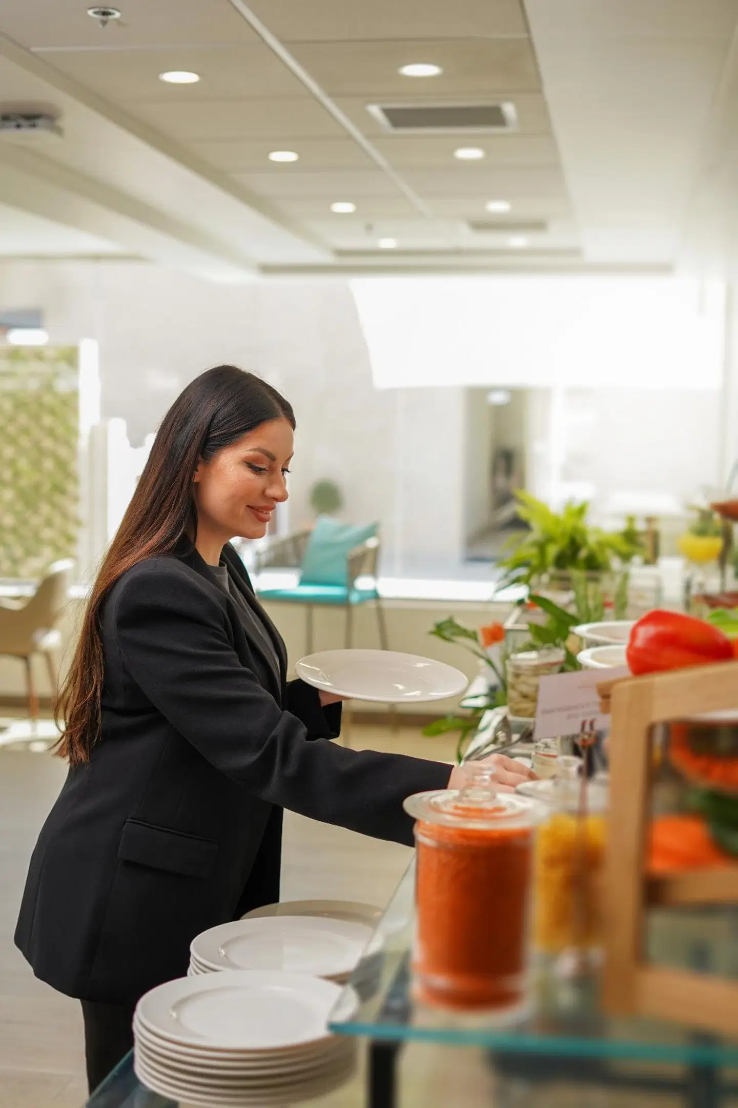 La Maison Hotel Doha PEOPLE