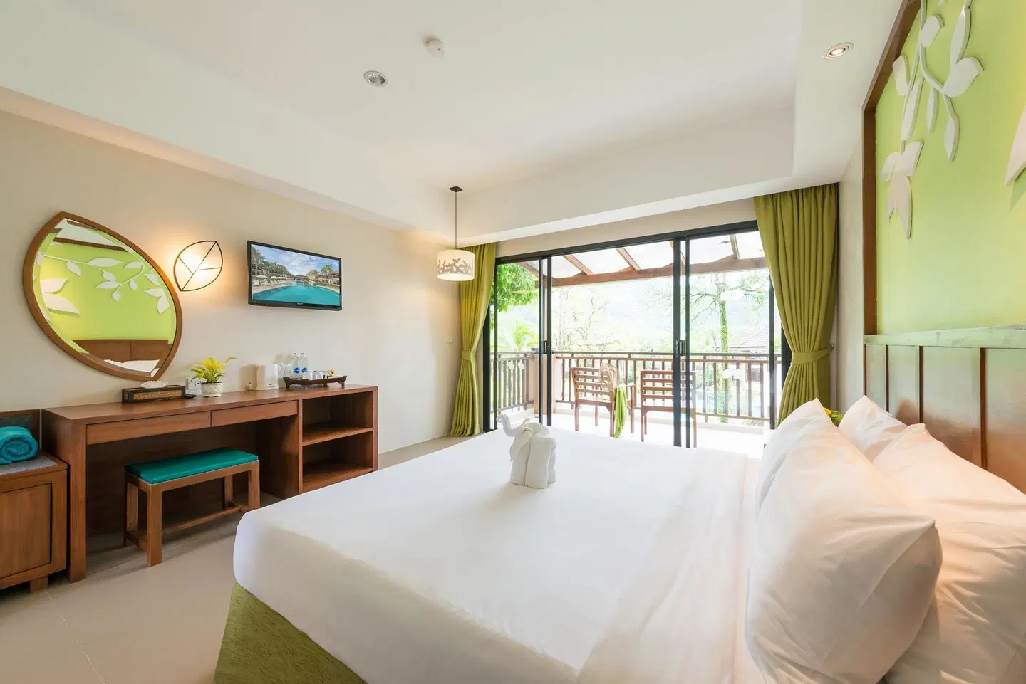 The Leaf Oceanside ROOM_EXAMPLE